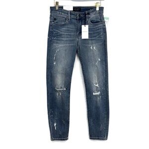 NEW Judy Blue Jeans Size 5 / 27  relaxed fit mid rise jean Distressed dark blue